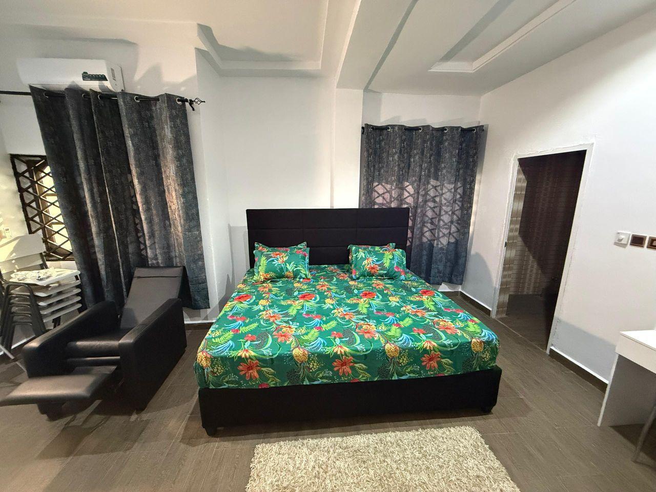 Executive Hillside Suite