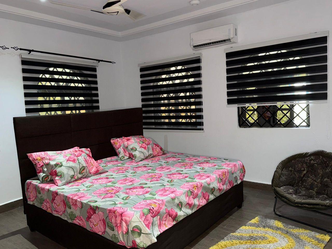 Deluxe Hillside Room